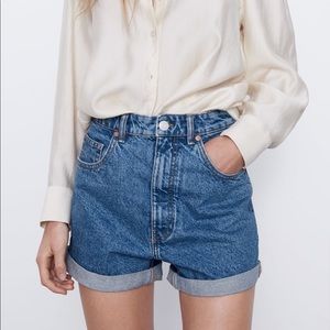 Zara Mom Fit Denim Shorts